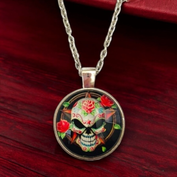 🆕 New Mens Silver Plated Handcrafted Skull Pendant Necklace - Picture 4 of 8